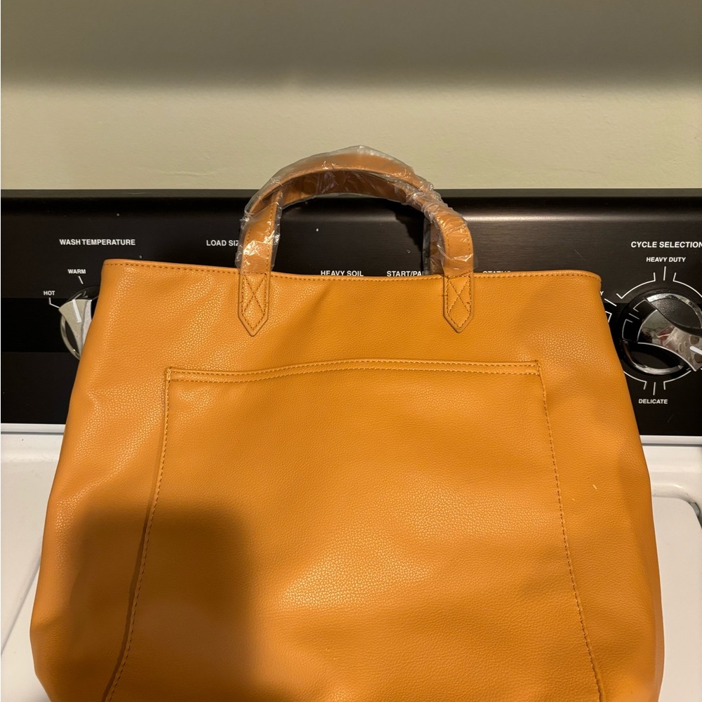 Thirty-One Tan and Brown Checkered Wallet and Tote Bag
